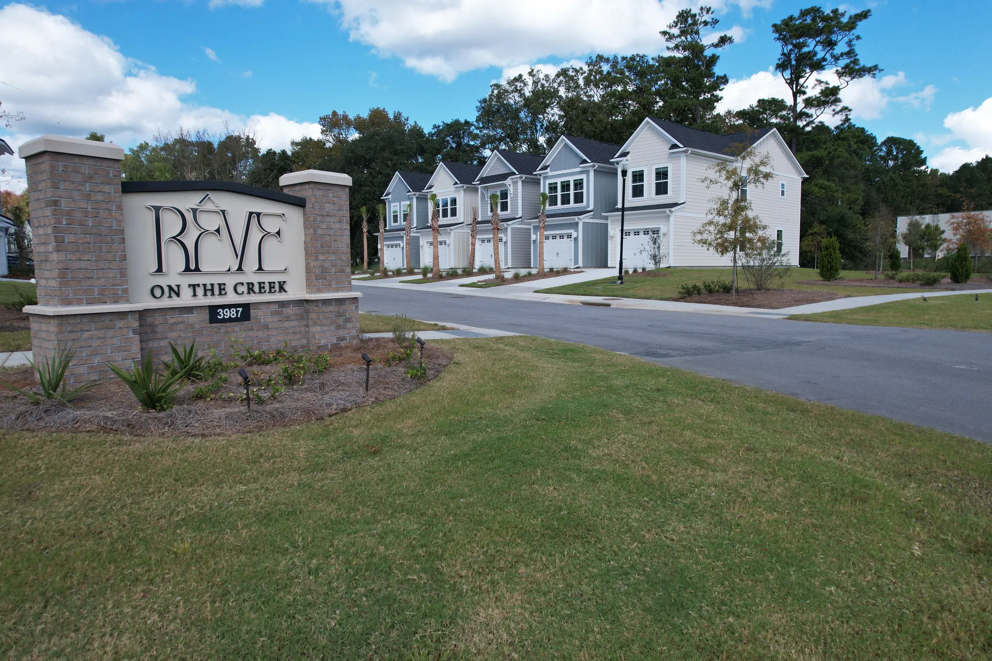 Reve on the Creek - Image 3