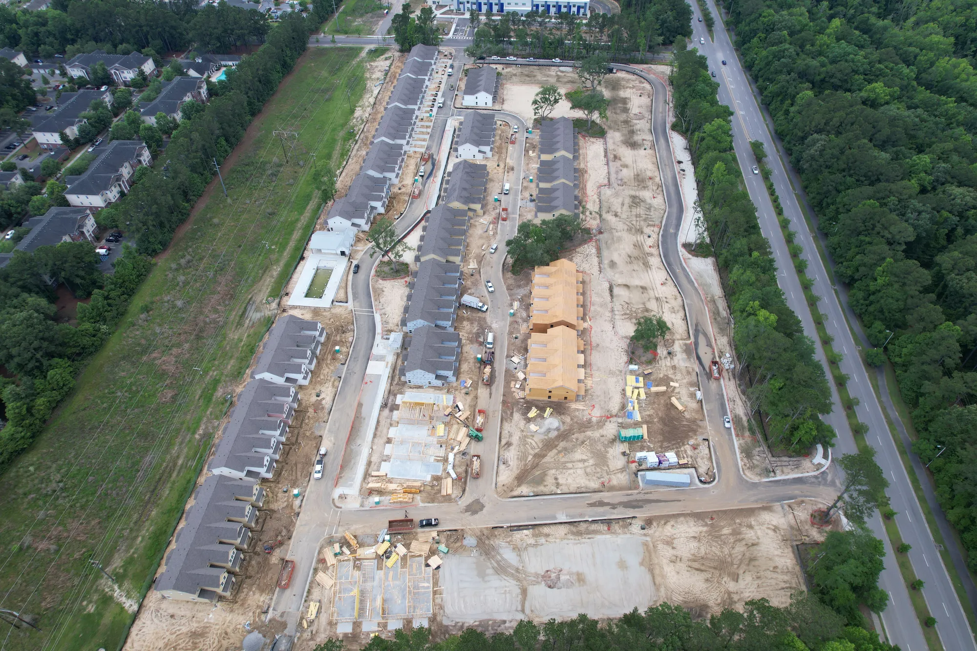 Bellerose at Bees Ferry - Image 12